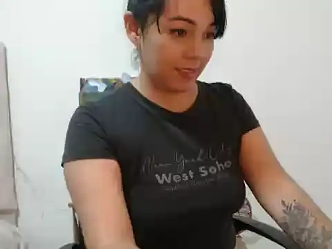 Chat +18 de camii_7 ao vivo
