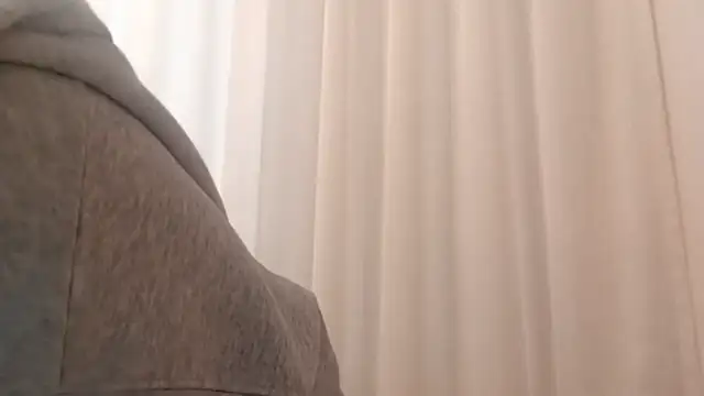 CrackShirker Adlı Modelin Canlı XXX Sohbeti