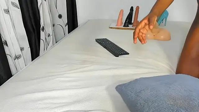 CREAMY_BUBBLEGUM Live XXX-chat