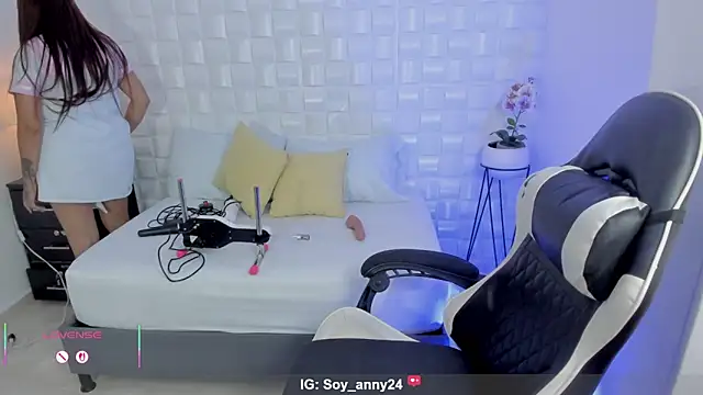 แชท XXX สดของ anny_rouse24