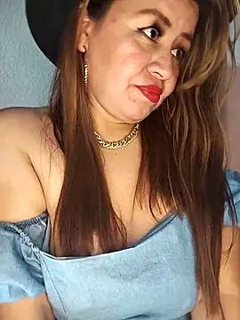 isabellacen Adlı Modelin Web Kamerası Şovu