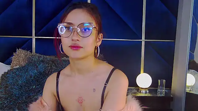 แชท XXX สดของ Ivanna_Teaser