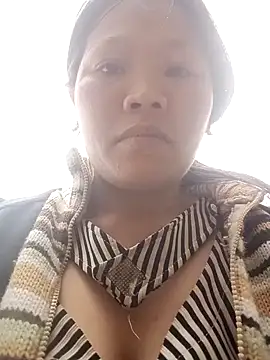 bree-zz Chat XXX live