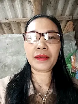 Nuna_689 Webcam show