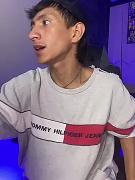 دردشة JohanSedas الجنسية المباشرة