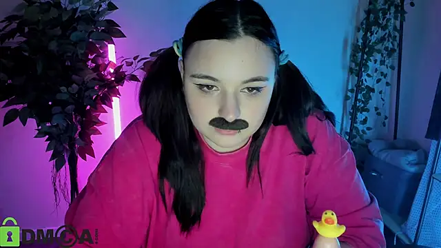 Mia_R0ss Chat XXX in diretta