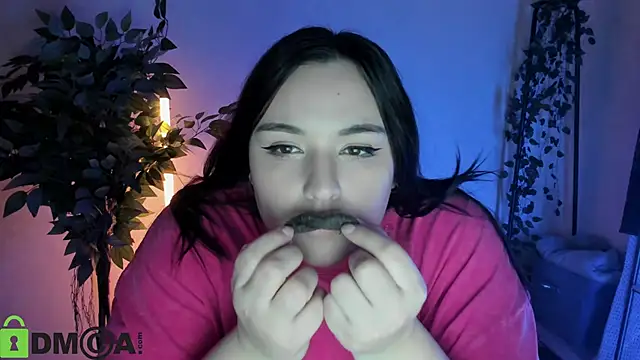 Mia_R0ss' Live XXX Chat