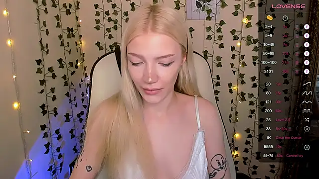 AnyaTaylor_'s Webcam Show