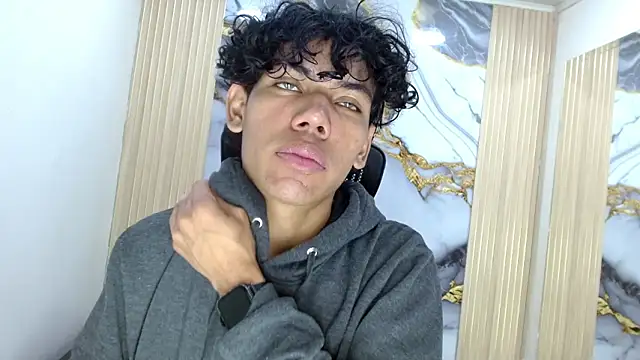 DaviidBuckx_: διαδικτυακό σόου στην κάμερα