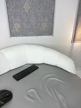 Lia_Latte 现场XXX聊天