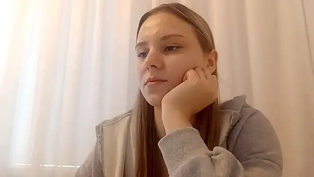 Czat XXX na żywo – CrackShirker