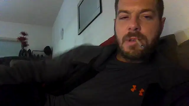 دردشة cheekycherryx الجنسية المباشرة