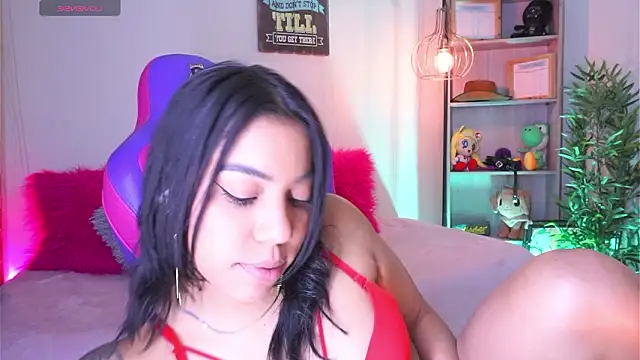 madelyn_rose_'s Live XXX Chat