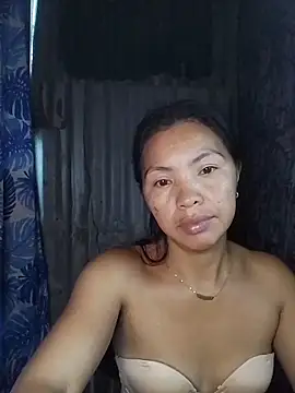 Chat +18 de Breezy_Belle ao vivo