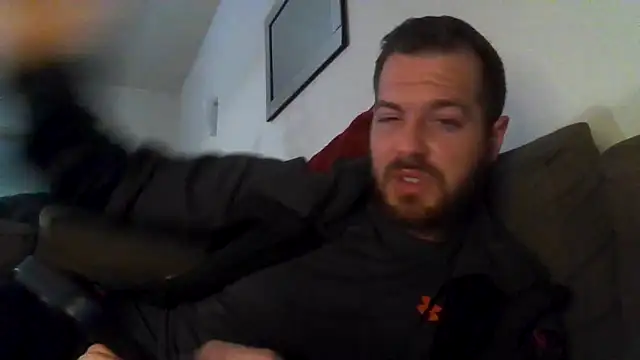 Chat XXX en directo de cheekycherryx