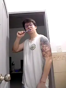 Bigbuller08 Live XXX-chat