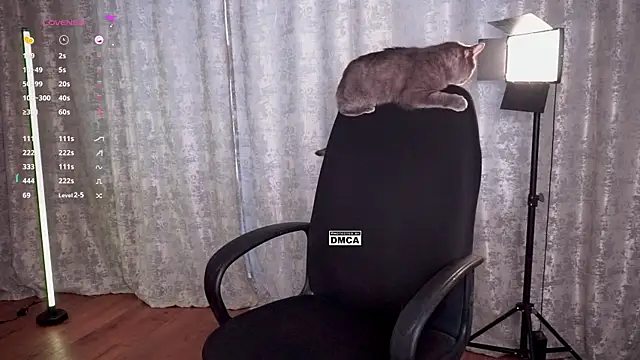 XXX chat uživo modela Hoot_owl_cb