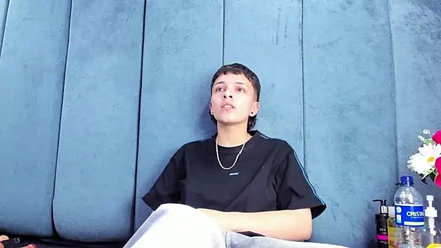 Megan_Thompson_ লাইভ XXX চ্যাট