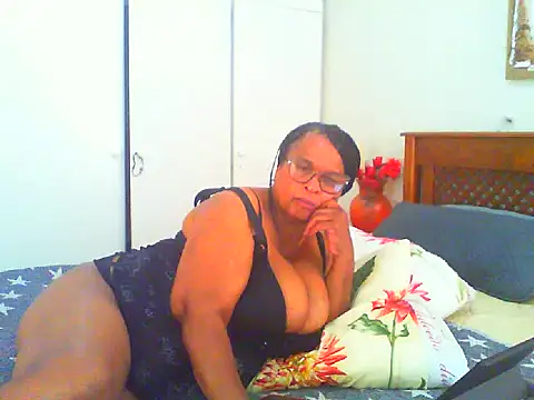 cocosugar webkamerás műsora