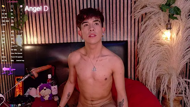 Angeldust19 Live XXX-Chat