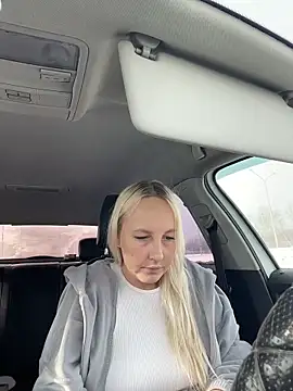 XXX chat uživo modela MerlinDave