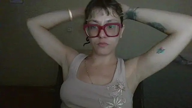 Show de BlondieTami na webcam