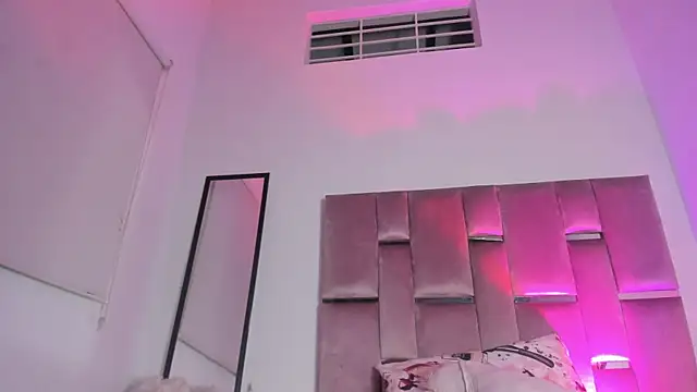 Chat +18 de ScarlettFox0 ao vivo