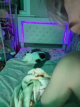 XXX chat uživo modela Cutiepiespanks