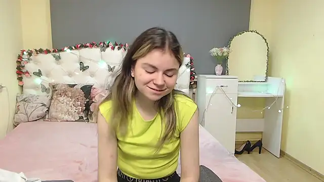 TinaRedly 现场XXX聊天