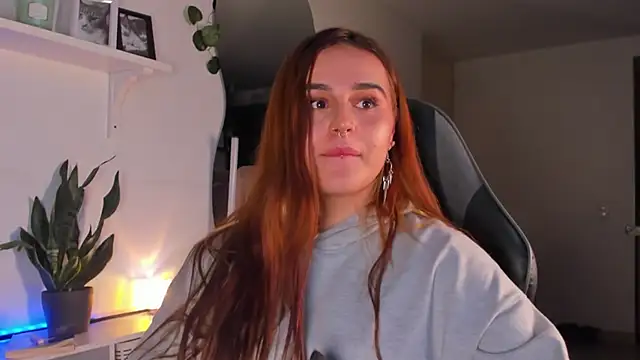 evy_orange1's Live XXX Chat