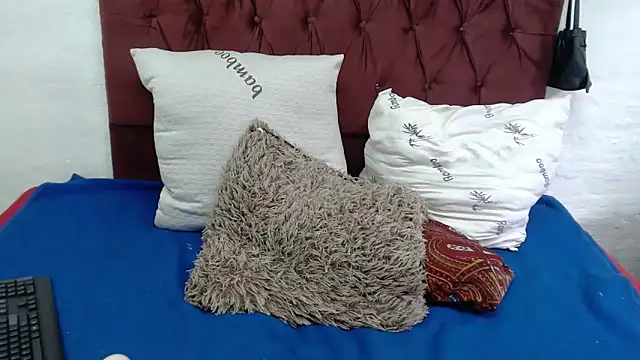 Thickchocolatex2 Chat XXX in diretta