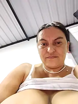 Horny-Mommy-Dirty Show in webcam