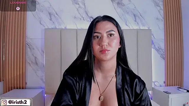 Chat +18 de Iris_Thompson_ ao vivo