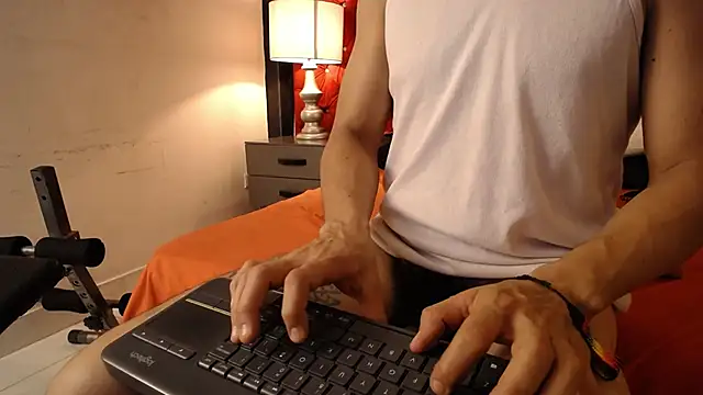 Sr_Magnus_: онлайн-секс-чат