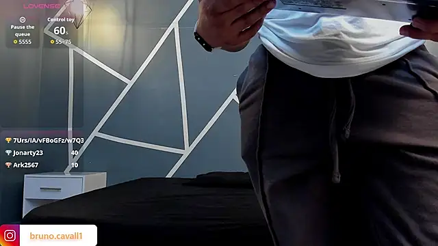 bruno_cavalli: онлайн-секс-чат