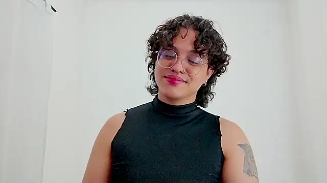 Diane_blossom Webcam Show