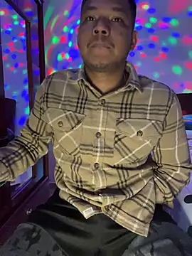 Saipuer31: онлайн-секс-чат