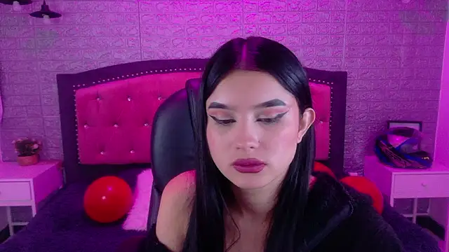 Natalie_loffreda Chat XXX in diretta