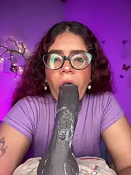 Solaangel_: онлайн-секс-чат