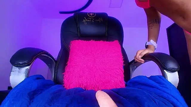 naomi_kyse: онлайн-секс-чат