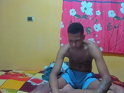 Chatroom XXX en direct de aunstin_farid1