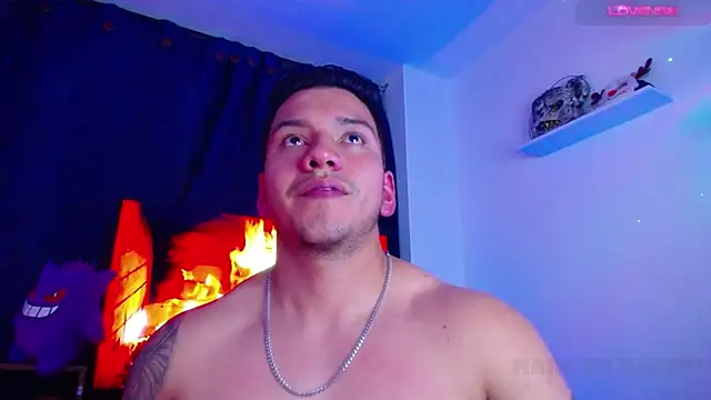 Czat XXX na żywo – Marc__Waatson