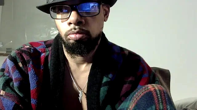 Czat XXX na żywo – WhiskeyWood_DuhGOD