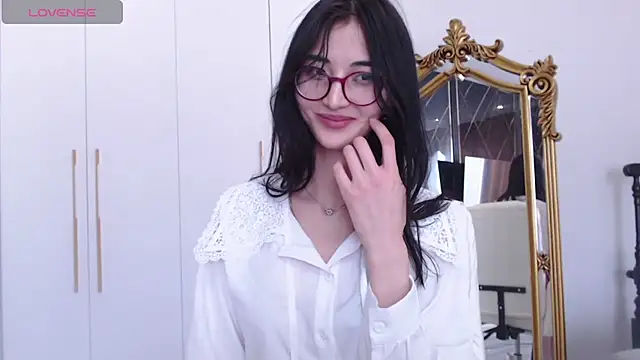 newfrommacau – Naživo XXX chat