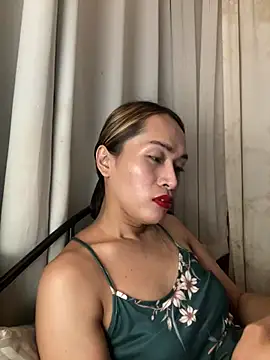 RomanticPearlTS Show Webcam