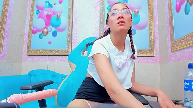 Chat XXX en directo de Jadde_Greyy_