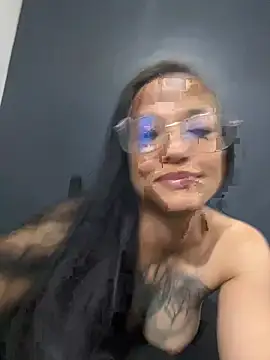 Hiarahmoon Live XXX-chat