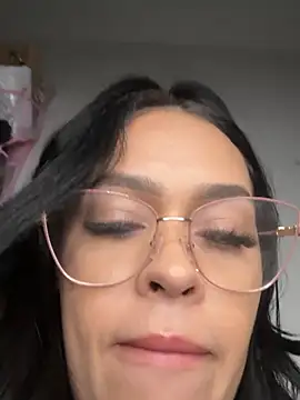 Chat XXX en directo de Lylyyy01