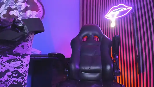 Maximoking26n Webbikameraesitys