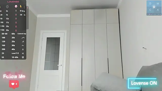 XXX chat uživo modela MinaDiamondd